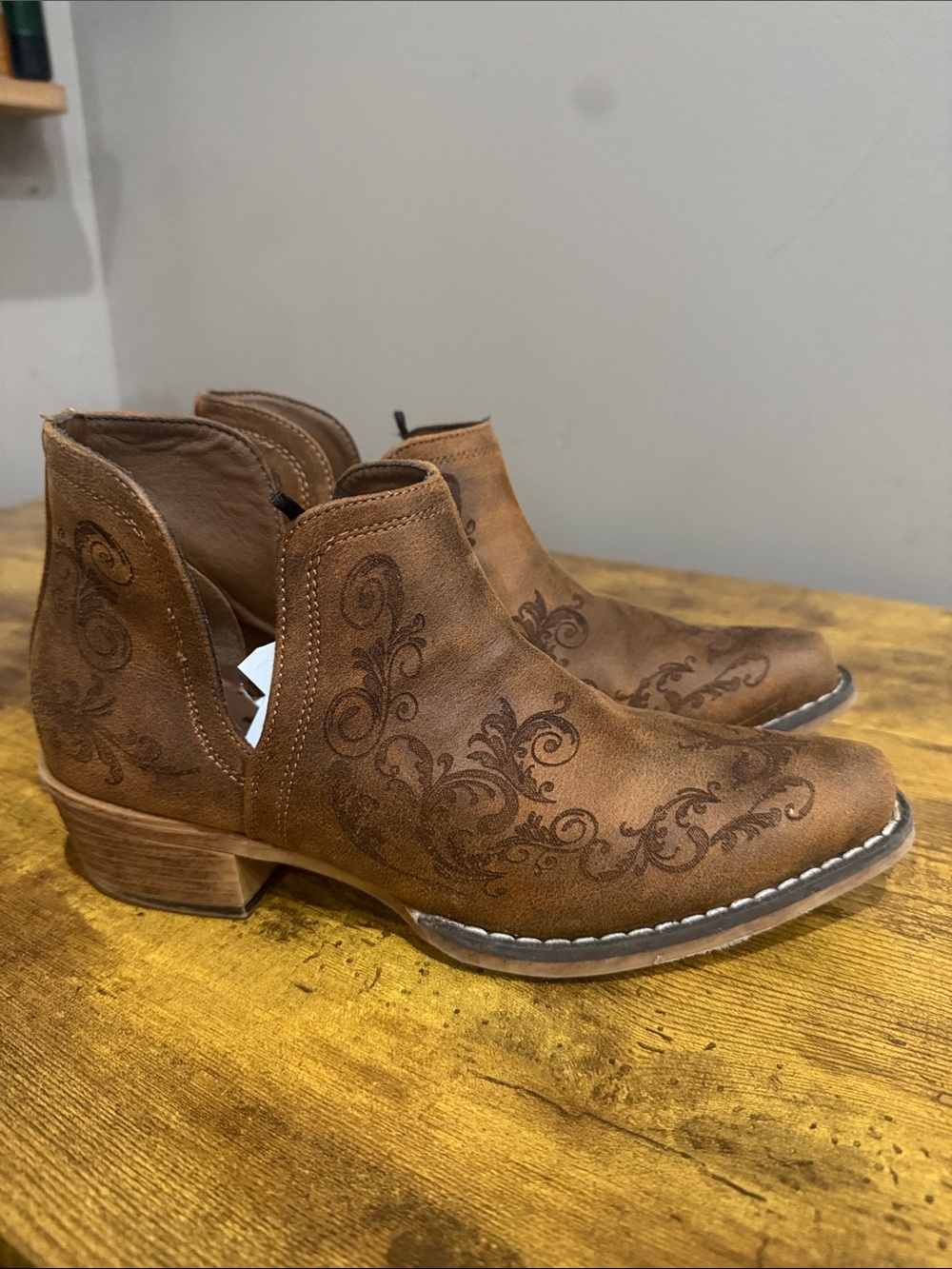 Roper brown Floral-Embossed Cutout Ankle Booties